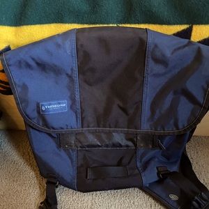 Timbuk2 classic laptop bag